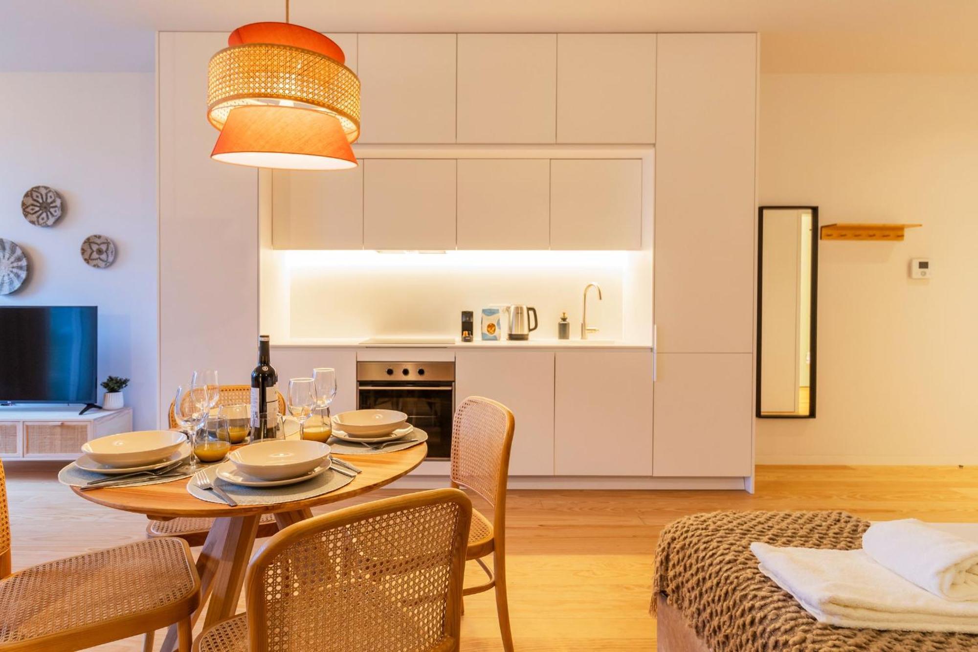 Almada 551 By Lovelystay Porto Exterior photo